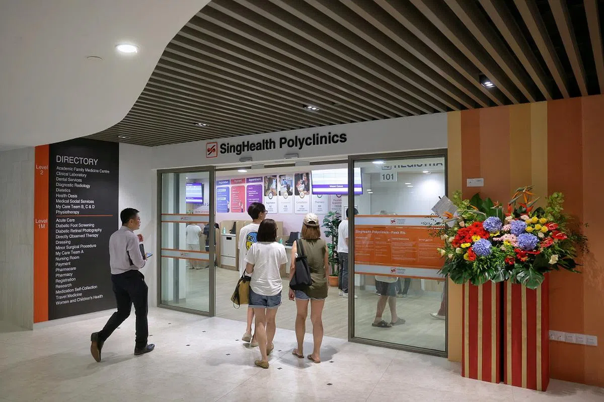 综合诊疗所的非紧急牙科服务预约时间可能长达数个月，甚至一年。（海峡时报）
