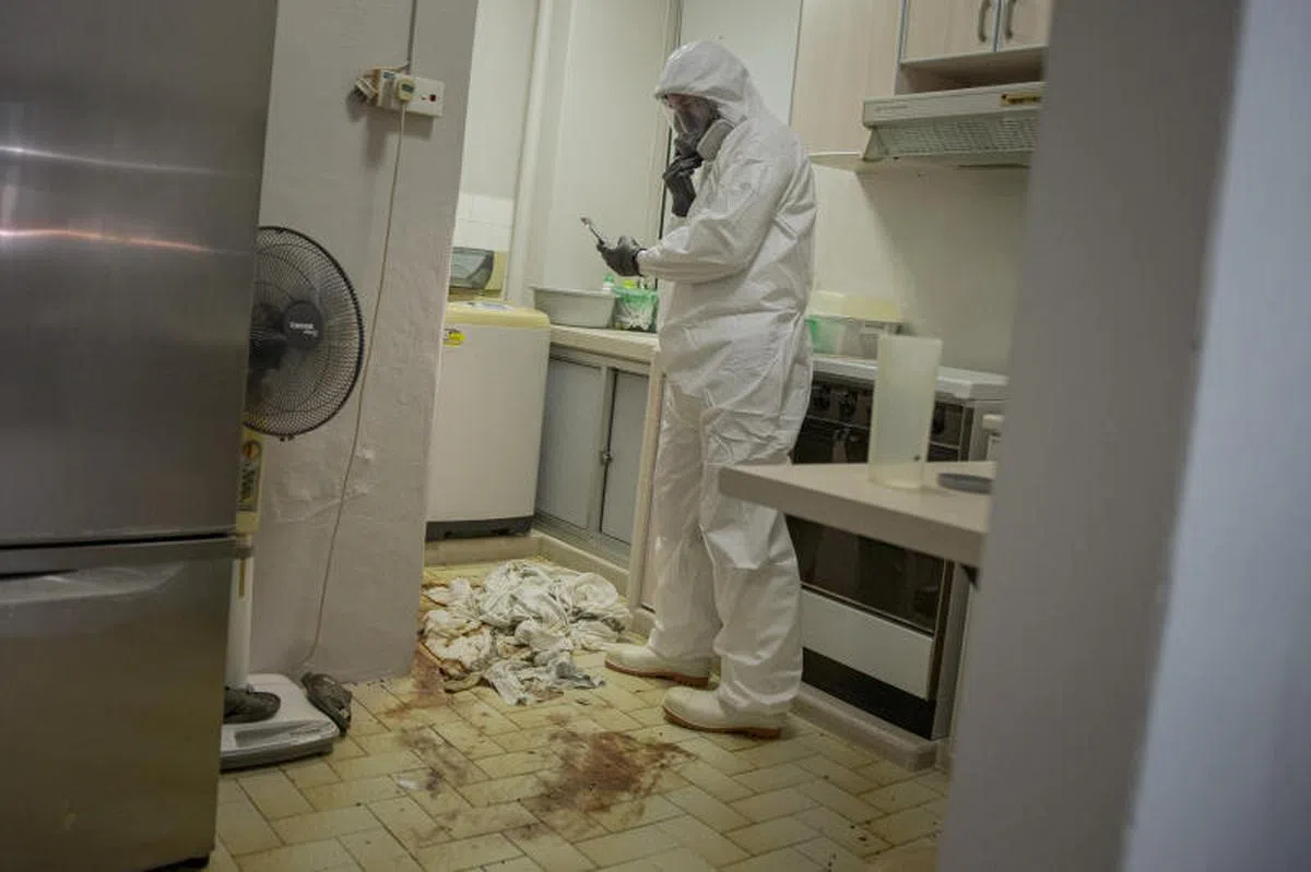 为独居老人去世后的住所进行深度清洁的公司。（海峡时报）