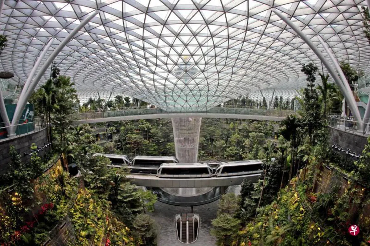  鸟瞰星耀樟宜的花园全景。（联合早报） 