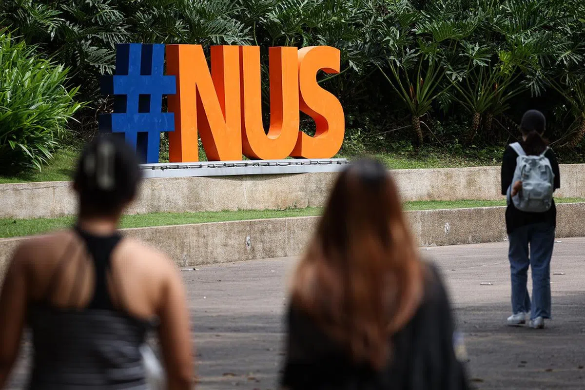 被告向赖子英的家人谎称自己是国大学生，并积极博取他们的信任。（联合早报）