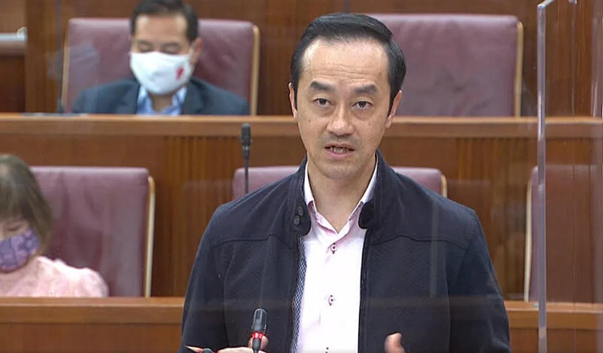  卫生部高级政务部长许宝琨医生。（gov.sg国会视频截图） 