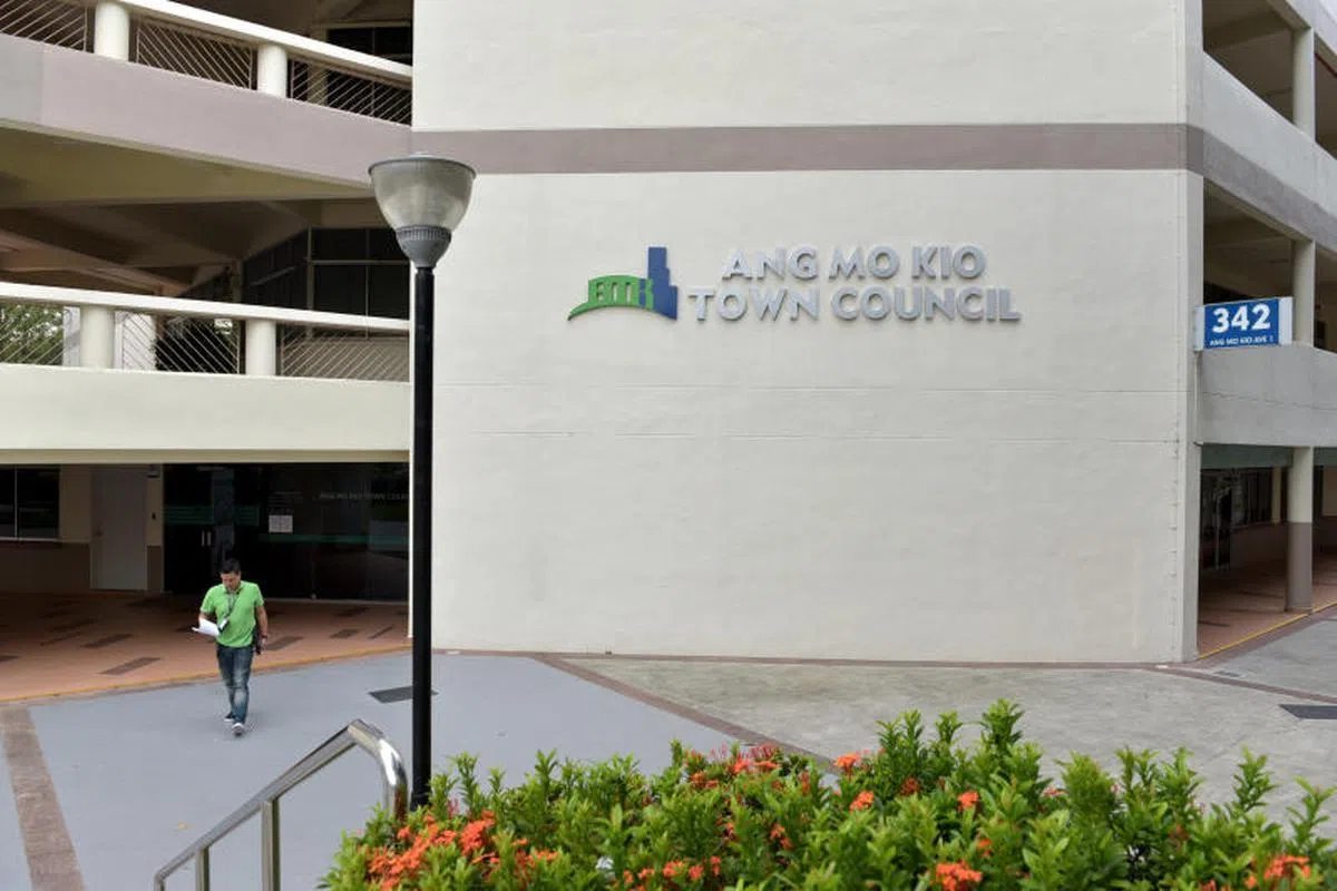  李显龙总理辖区内的宏茂桥市镇会就坐落在宏茂桥一道第342座组屋。（海峡时报） 