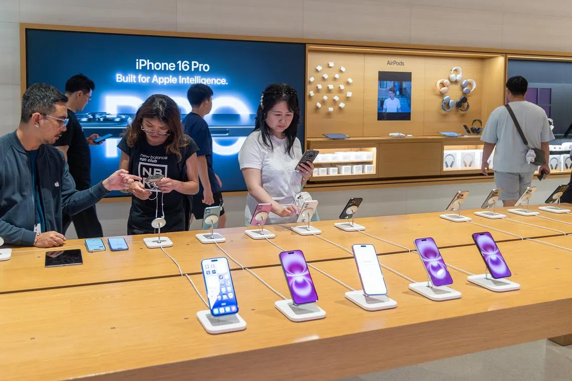 极度仰赖全球供应链的苹果旗下商品，预料会是此波关税战中价格涨幅最夸张的佼佼者。（联合早报）