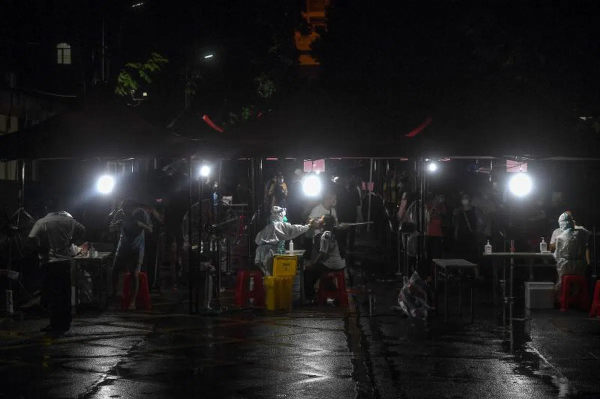  中国对境内所有出现感染病例的地区一律采取最严格等级的封锁及检测措施。（法新社） 