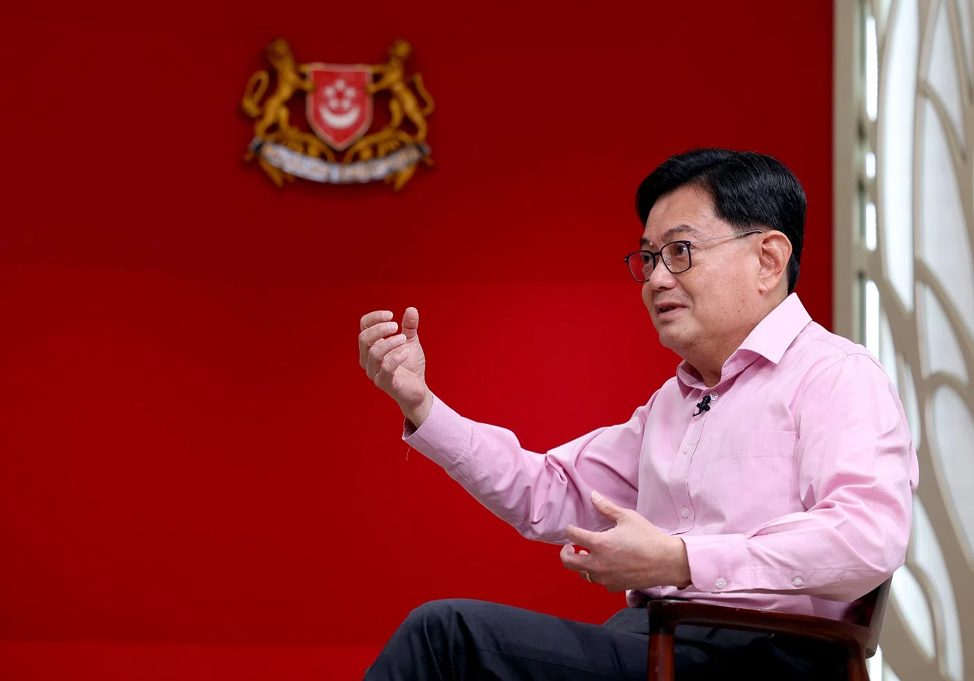 退休不是退隐，看来退休生活对王瑞杰而言，不会只是一种“行山远足”的享受，他对国家未来的关心，仍将是一如既往。（联合早报）