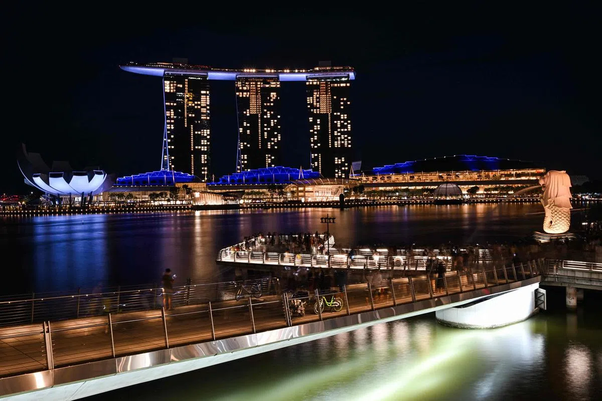 新加坡滨海湾夜景。（法新社）