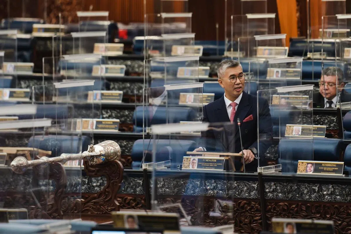 马来西亚财长东姑扎夫鲁。（取自东姑扎夫鲁面簿）