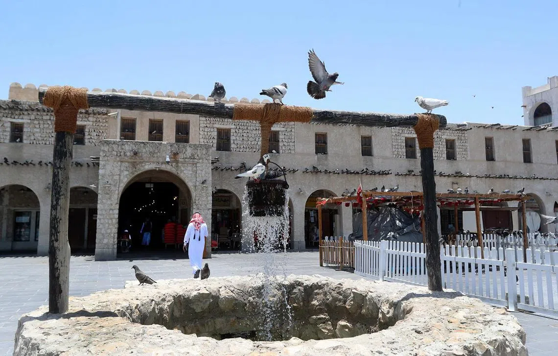 中东富裕小国卡塔尔4月间推出追踪手机应用，被批侵犯隐私权。（法新社）