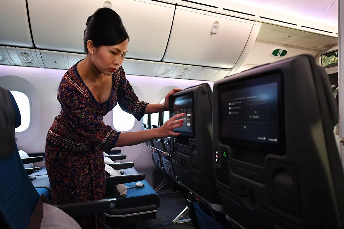 新航机舱。（海峡时报）