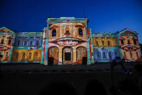 2019新加坡仲夏夜空艺术节在今晚拉开序幕。（联合早报）
