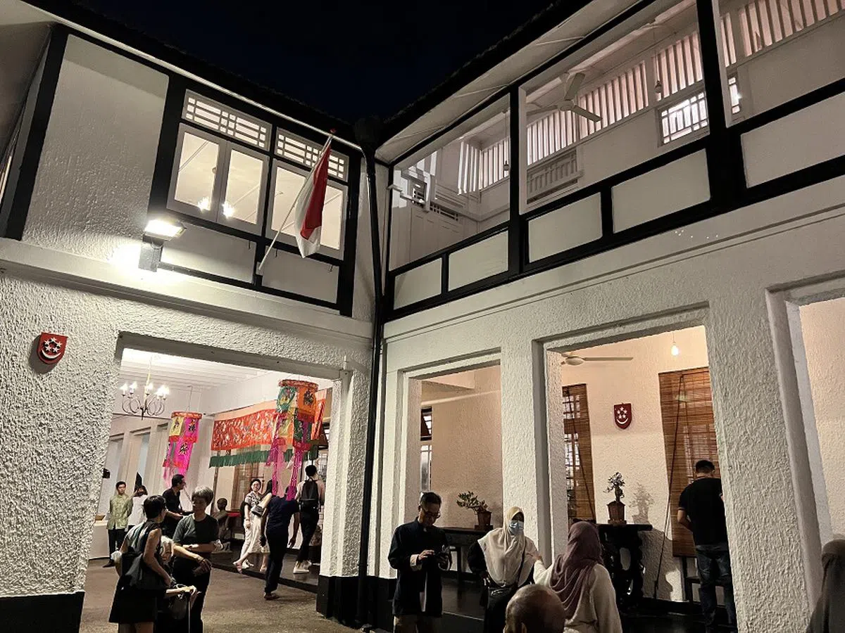 殖民地时期遗留的黑白洋房。（作者提供）