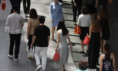 新加坡人口当中有76%是华族。（海峡时报）