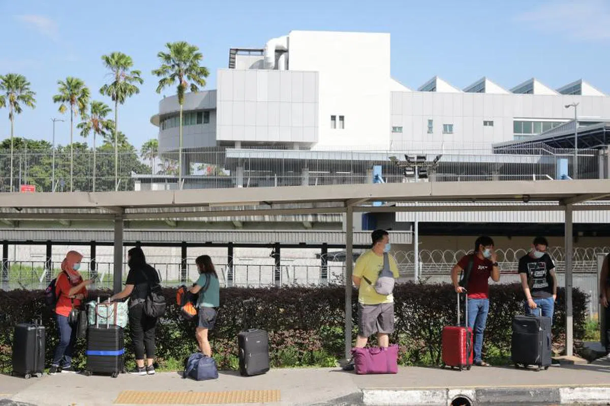  马国客工即使成功透过周期性通勤安排入境我国，也必须持续面对生活成本方面的挑战。（海峡时报） 