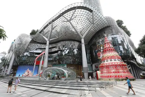 爱雍·乌节（ION Orchard）商场。（商业时报）