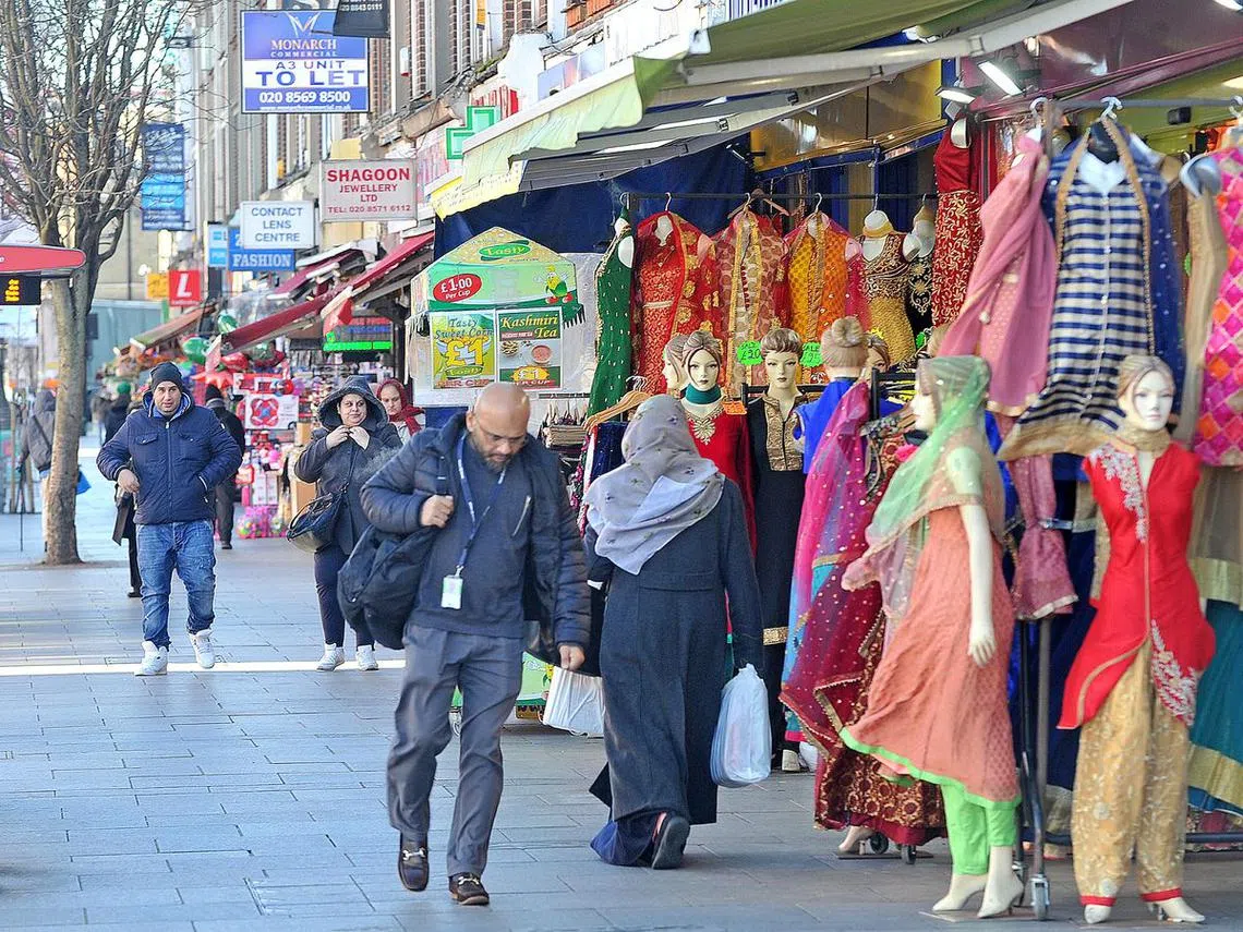 位于伦敦西部，有英国“小印度”之称的绍索尔（Southall）街景。（My London）