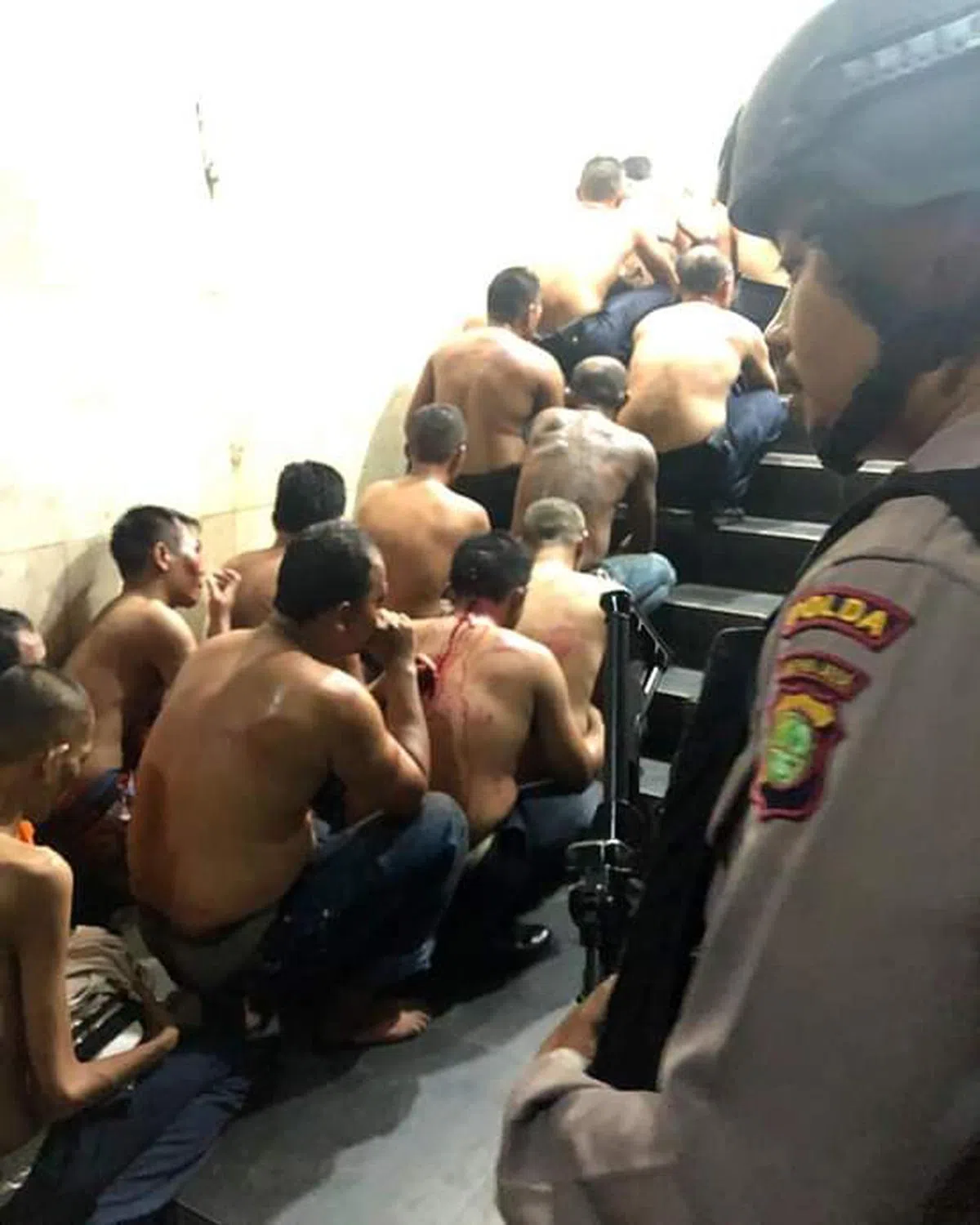  印尼军警逮捕了257名滋事者。（中国报） 