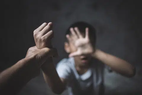 放开那个男孩！（ALAMY示意图）
