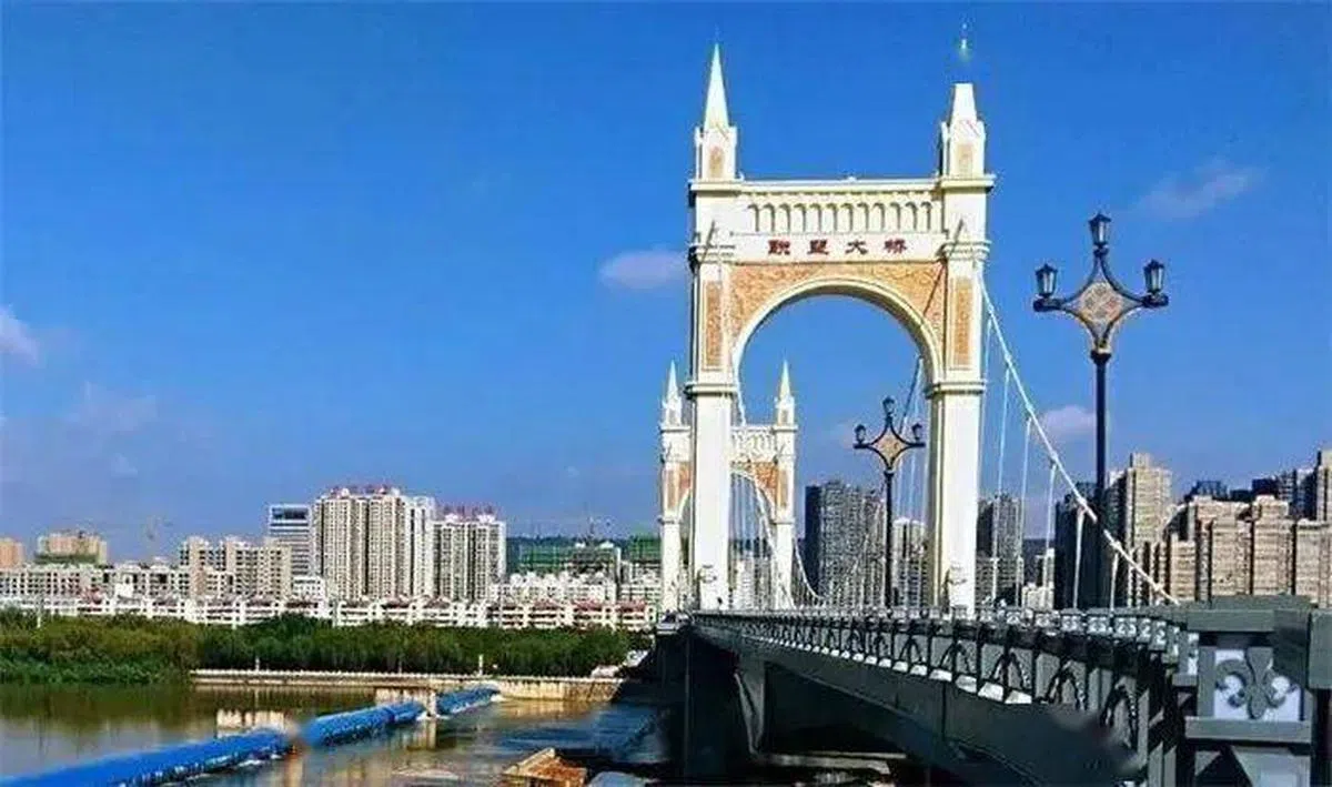  陕西宝鸡联盟大桥。（建筑畅言网） 