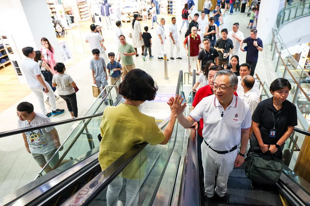 副总理颜金勇（右）在新内阁会担任什么角色，值得关注。（联合早报）
