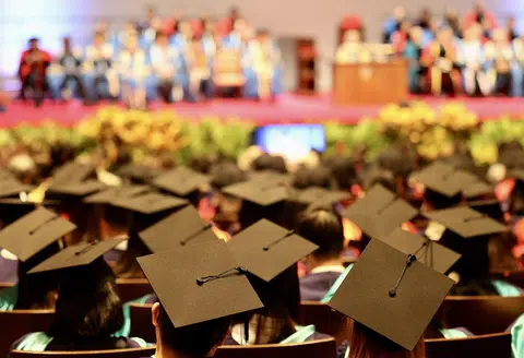 新加坡国立大大学的毕业典礼。（联合早报）
