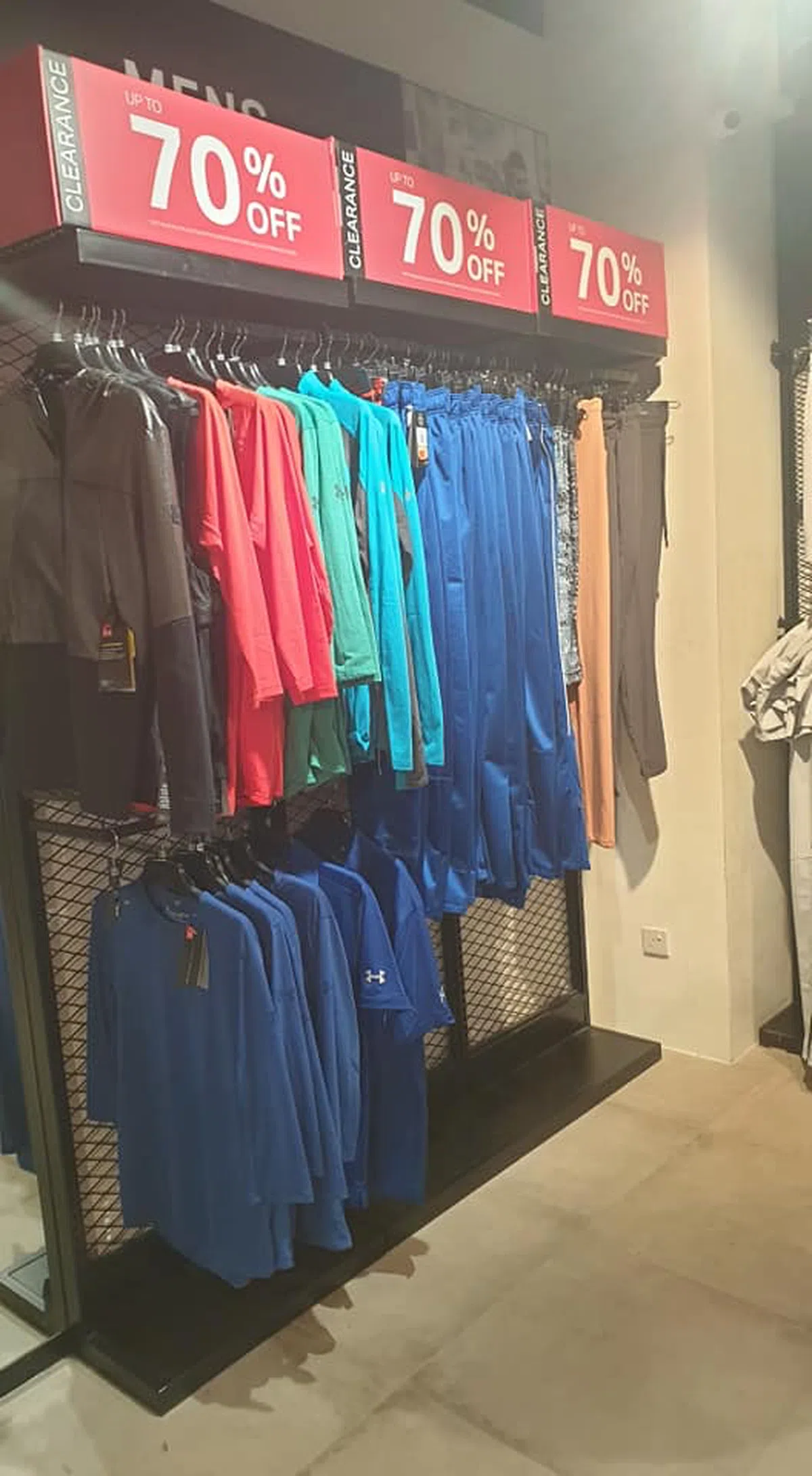  （Singapore Atrium Sale面簿） 