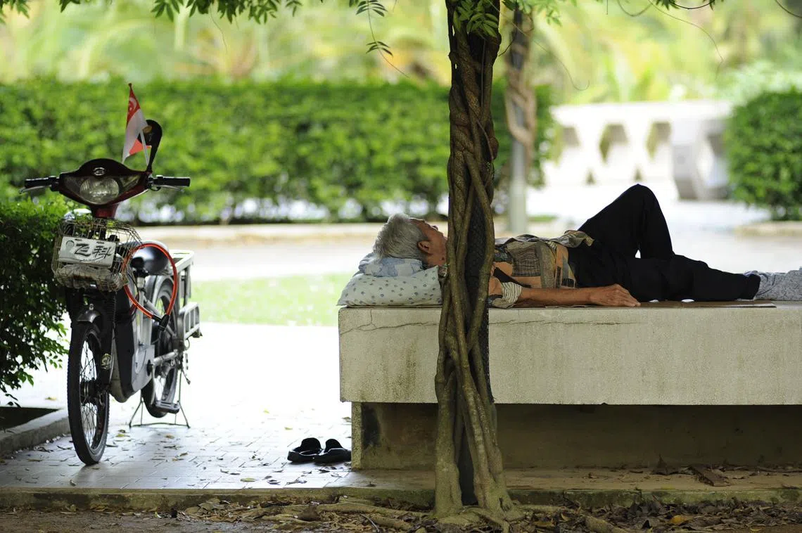 人类文明越来越发达，但世人却越来越感到孤单寂寞。（海峡时报）