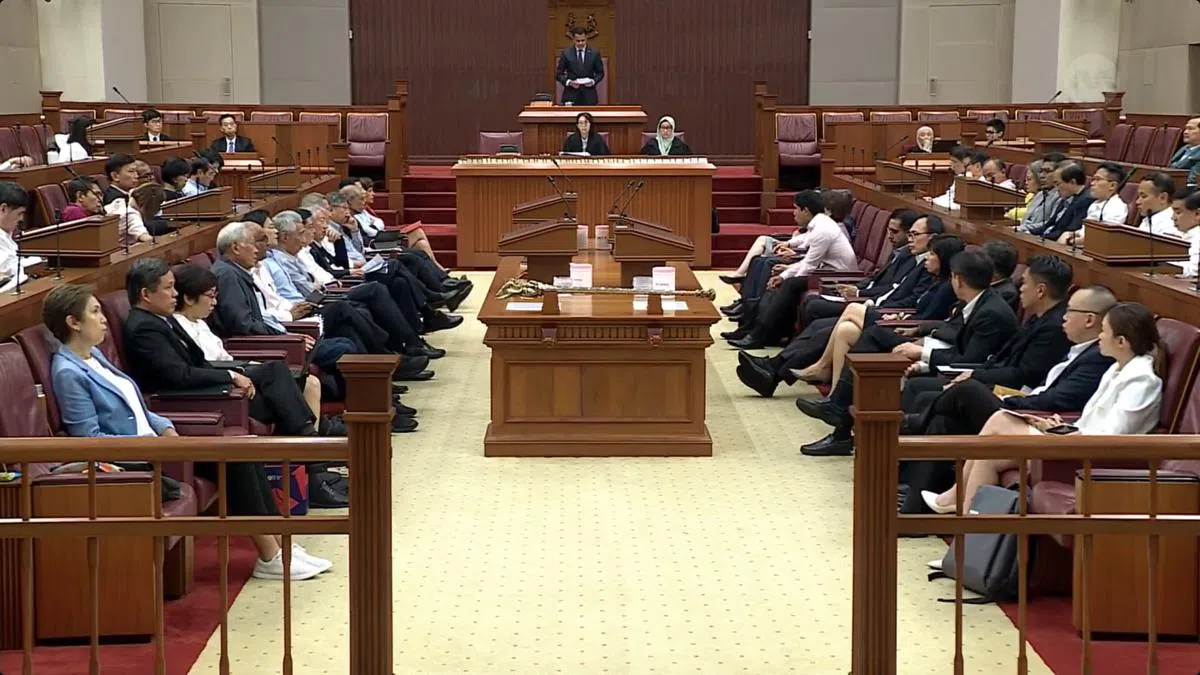 全场议员异口同声地说：我反对。（国会直播视频截图）