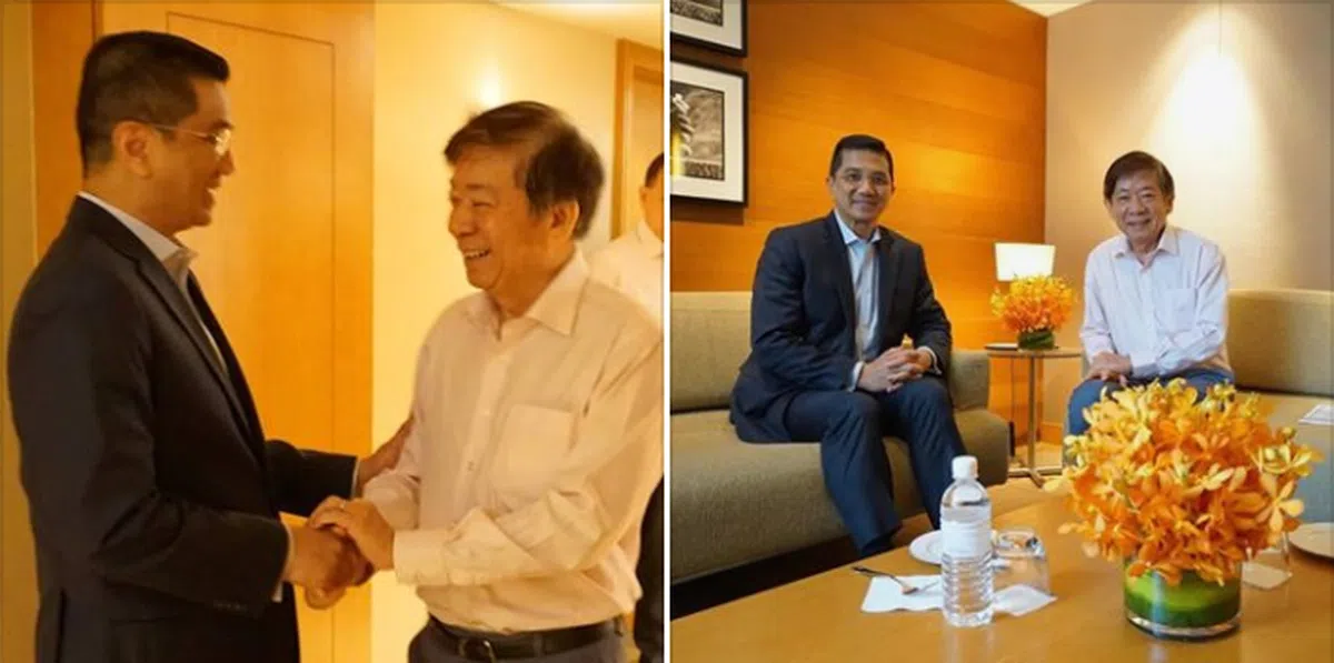  阿兹敏（左）与许文远。（阿兹敏面簿） 