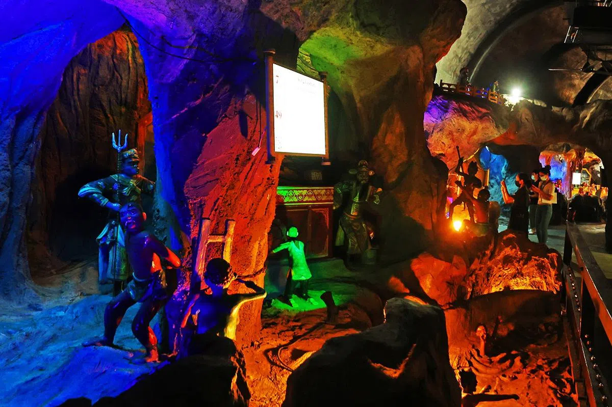 虎豹别墅平时就够恐怖了，万圣节的时候更有feel。（联合早报）