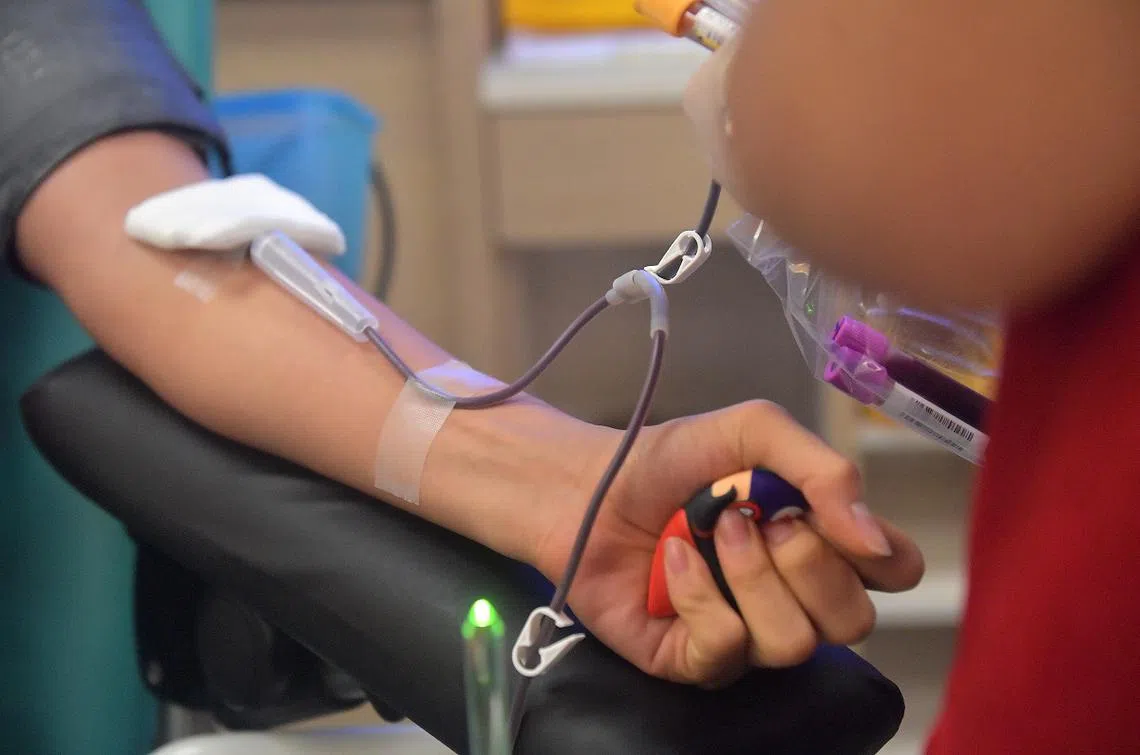 新加坡的血液需求从2018年的11万零823包血，增至去年的11万5794包血。（海峡时报）