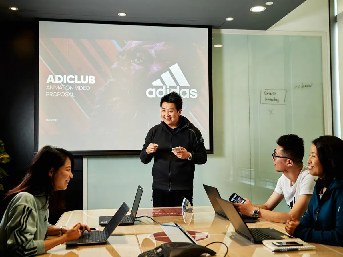  （Adidas官网） 
