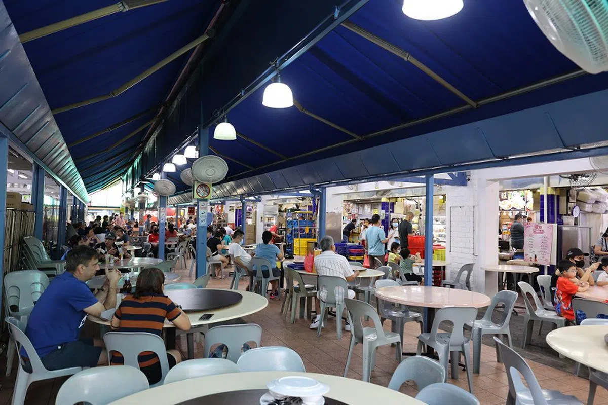 义顺这家邻里咖啡店，两年前以4000万元易手。（联合早报）