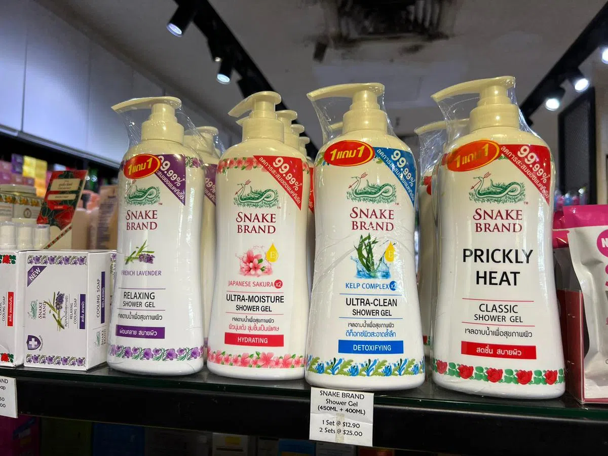 蛇牌沐浴露。（叶孝忠摄）