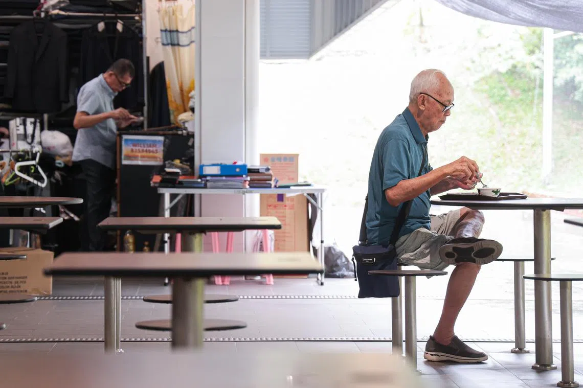 华侨银行调查显示，国人在退休规划方面的能力有所下滑。（联合早报）