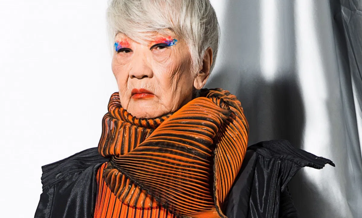  看似霸气的奶奶曾在受访时透露自己“喜欢男人比较温柔一点”。（今周刊） 