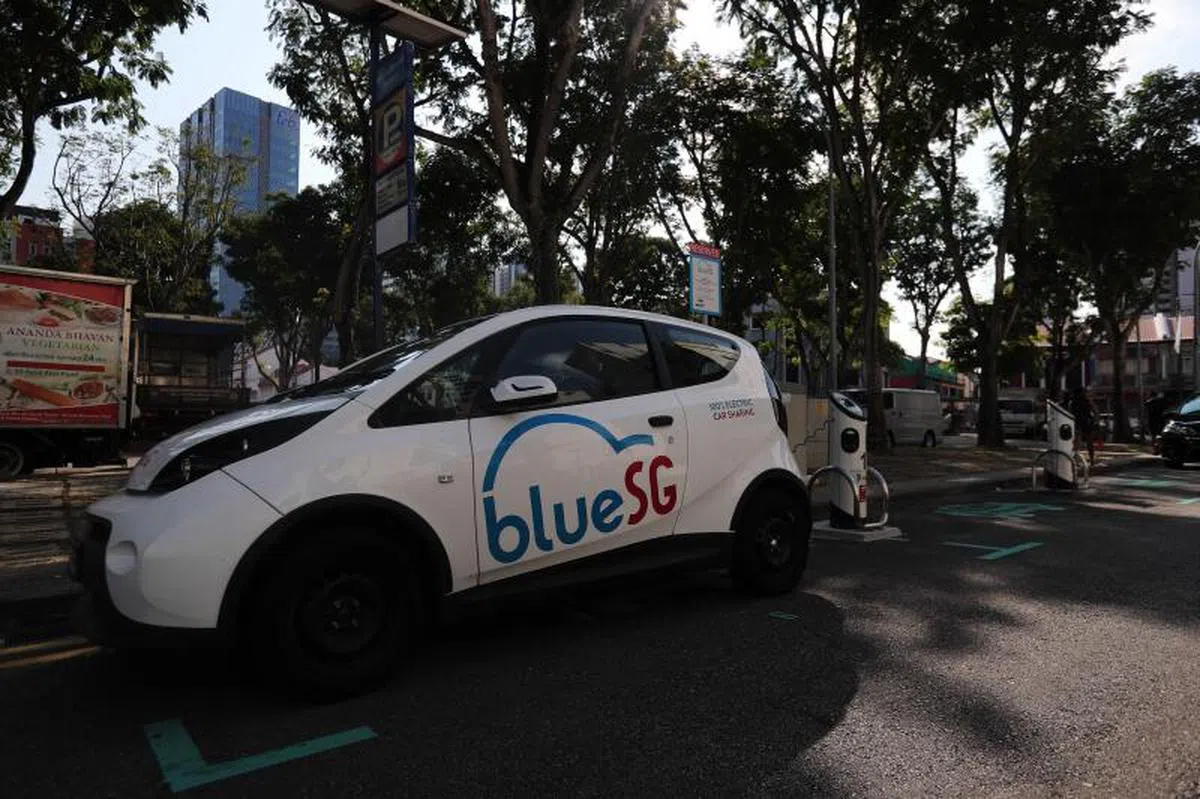  BlueSG位于小印度的充电站。BlueSG目前在全岛设立了345个充电站（1371个充电点），其中有60个充电站（239个充电点）开放让第三方电动车车主使用。（海峡时报） 