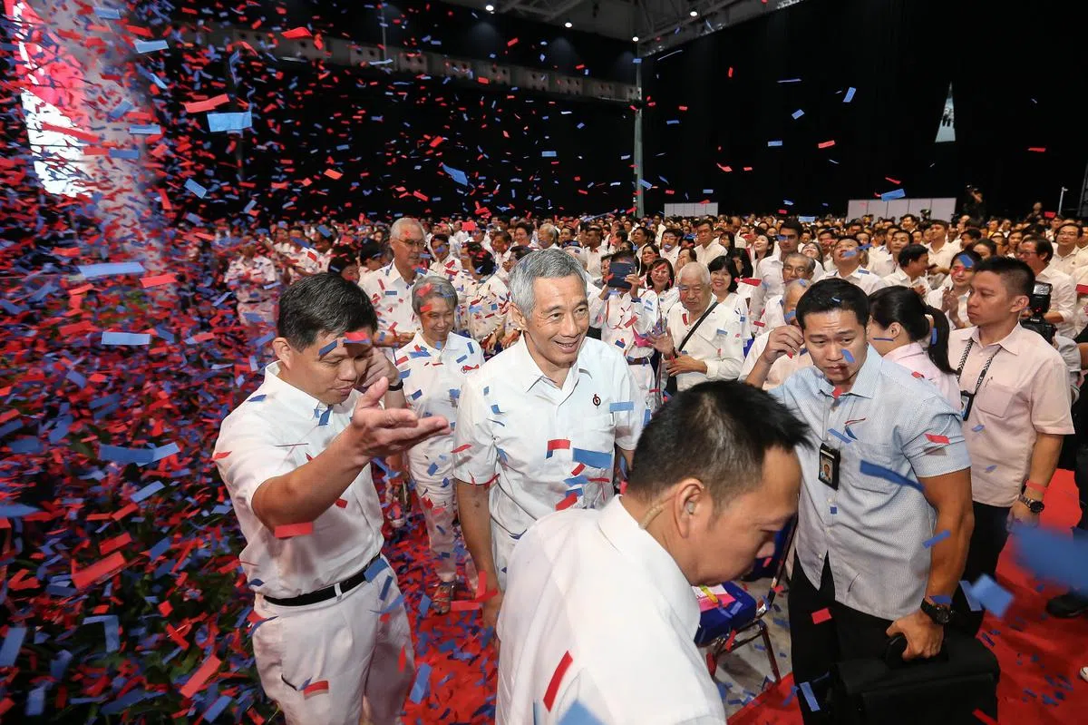  李显龙总理星期天出席了人民行动党党大会。（联合早报） 