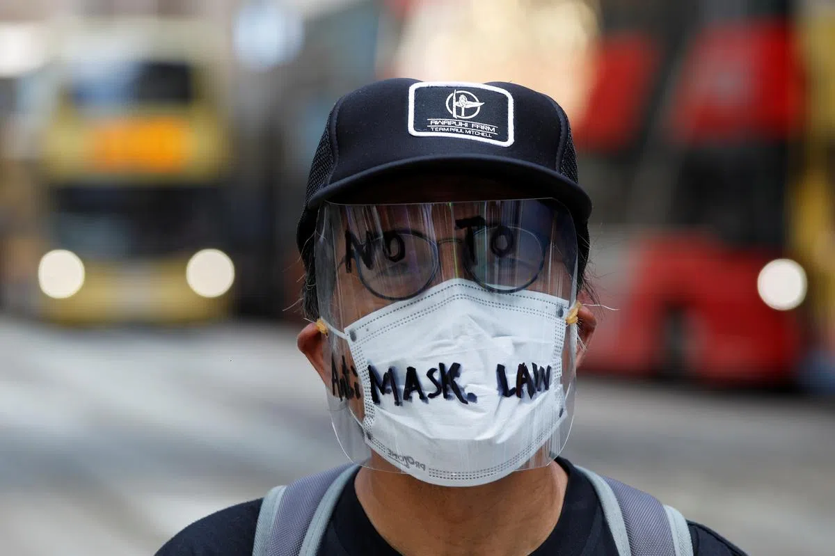  新规例实施后，拒绝配合的市民将面对法律制裁。（路透社） 