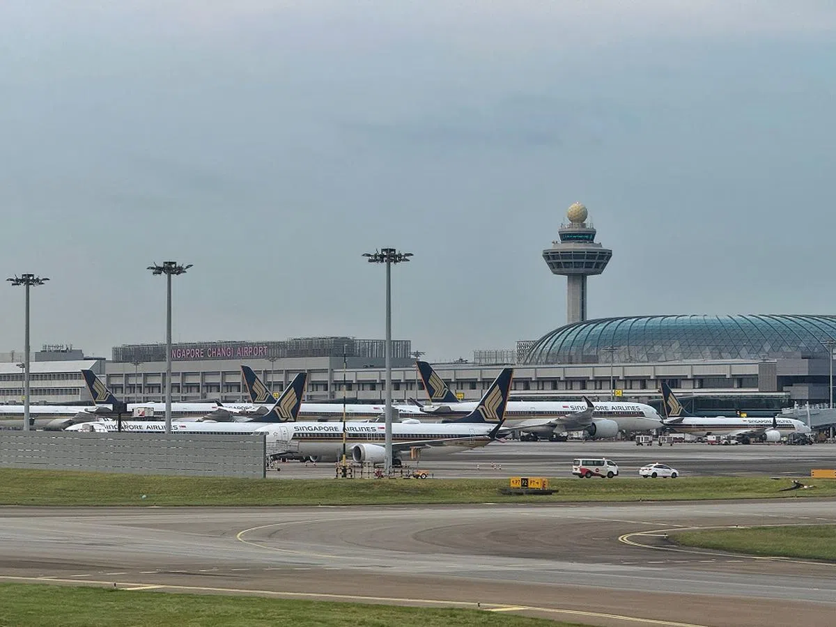 国际航空运输协会预估亚太区域的航空市场大饼明年会进一步做大，这对作为区域航空枢纽的新加坡应是好消息。（联合早报）