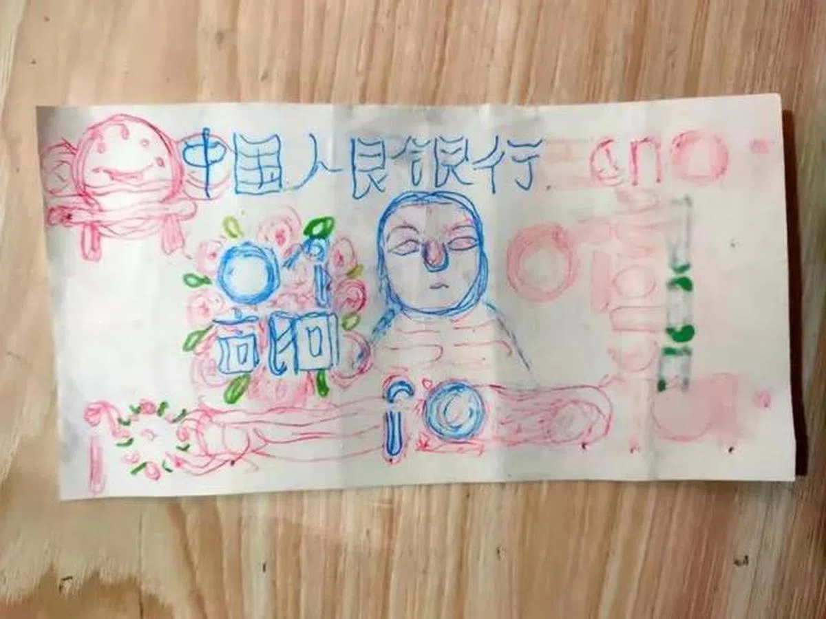  大爷手绘的“人民币”10元。（互联网） 