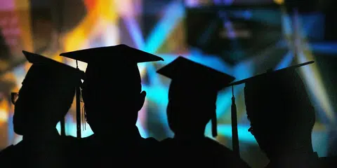 学历高与金融知识渊博未必成正比？（海峡时报）