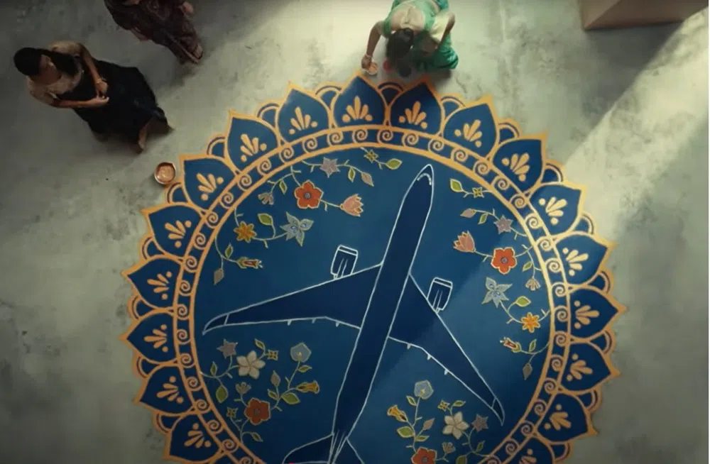印族同胞的米绘地画（kolam）。