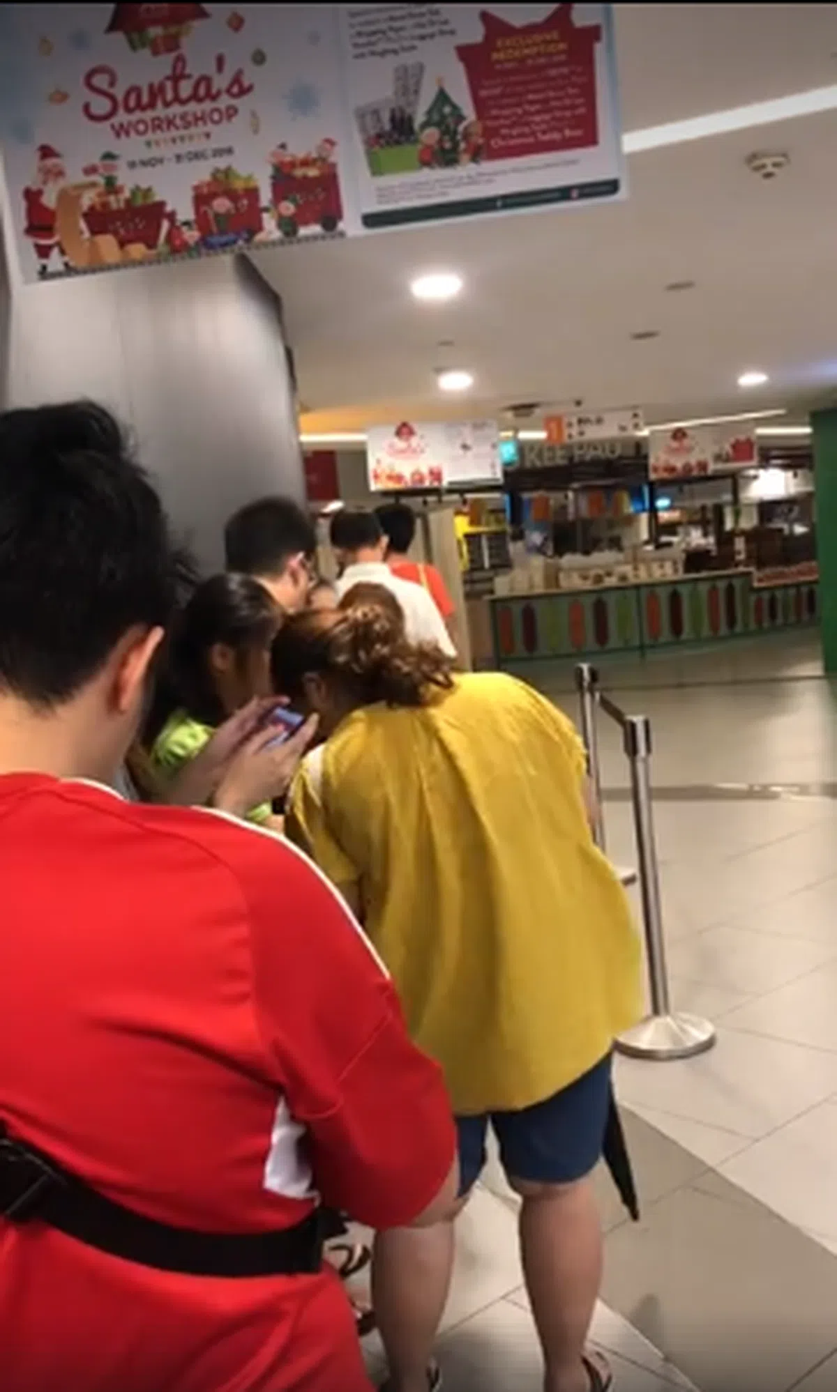  三巴旺太阳广场（Sun Plaza）麦当劳门口。（网友Alvin面簿） 