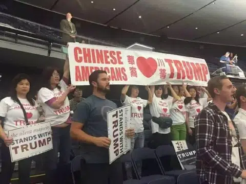 特朗普在美国有不少华裔支持者。（中华儿女）