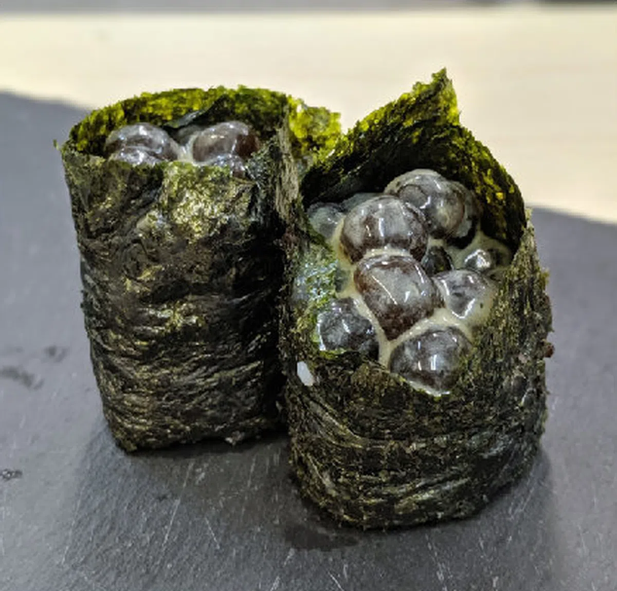  这样就完成了一道创意料理了。（英国那些事儿微博） 