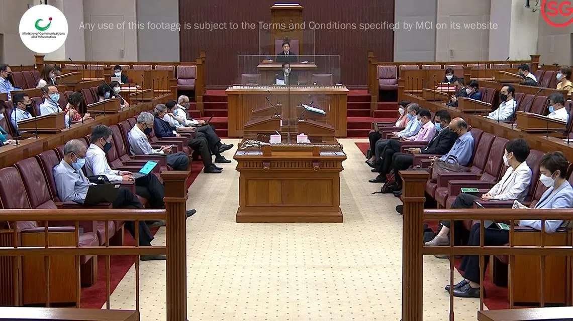 政党的责任，就是为选民把第一关，派出品格端正的候选人，在国会上作为人民的代议士。（Gov.sg国会直播视频截图）