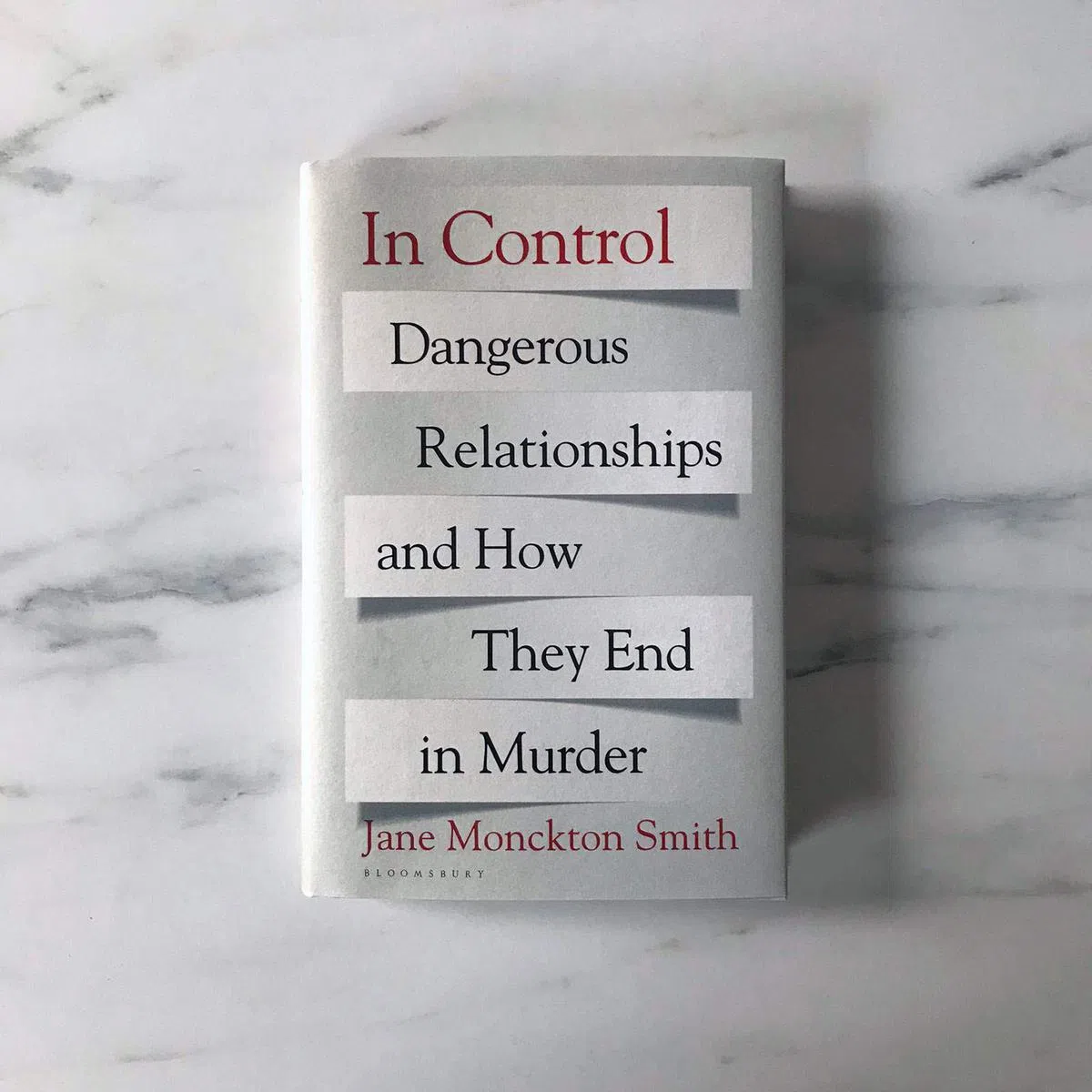  In Control: Dangerous Relationships and How they end in murder。（互联网） 