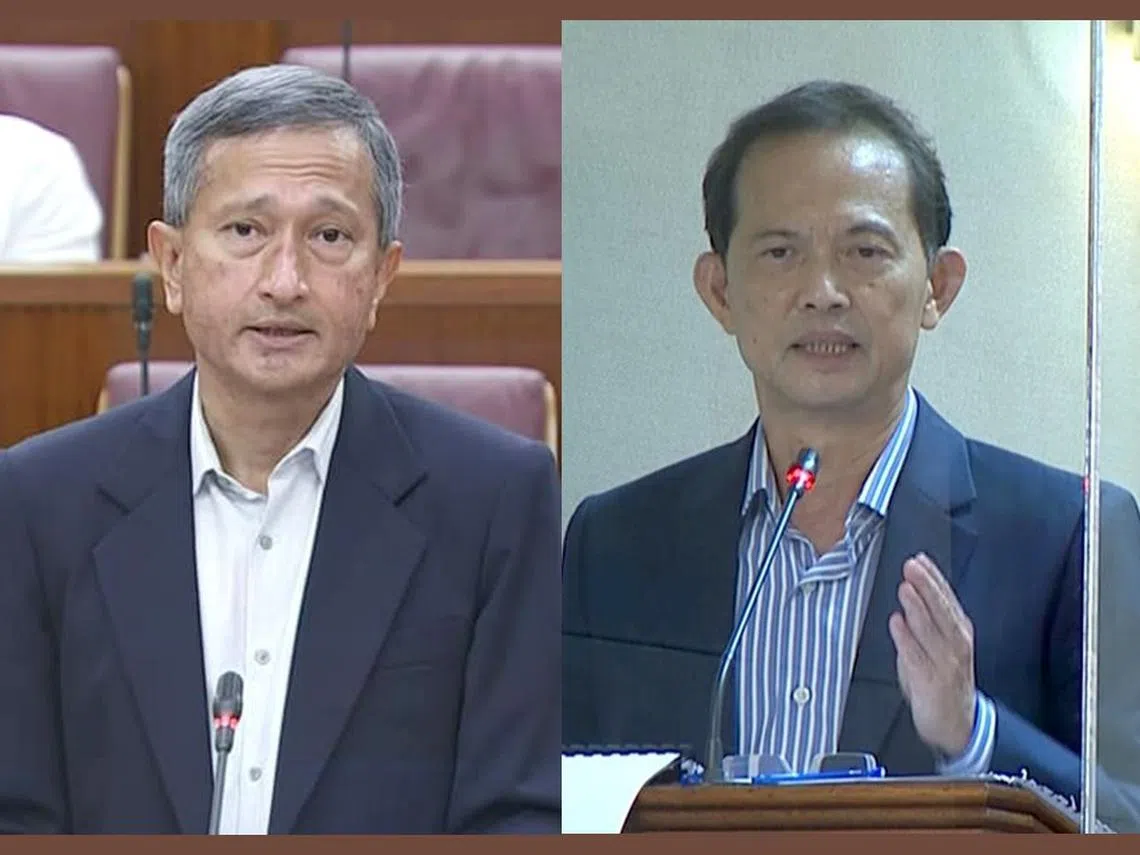 外交部长维文（左）昨天在国会议事厅私下说前进党非选区议员梁文辉（右）“不识字”，结果在直播时被开启着的强力麦克风捕捉到。维文今天为“失言”向梁文辉道歉。（红蚂蚁制图）