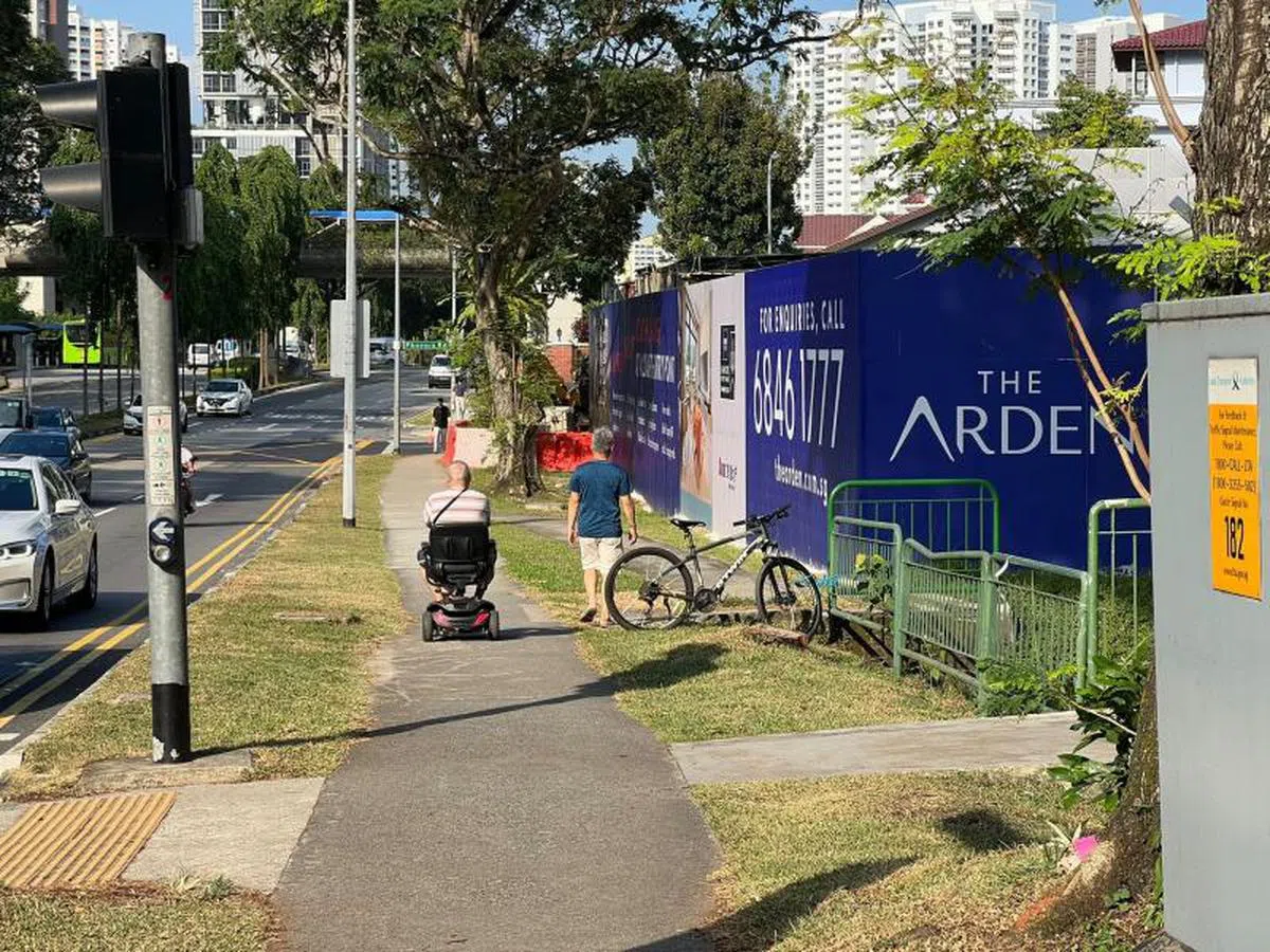 使用PMA的年长人士。（红蚂蚁摄）