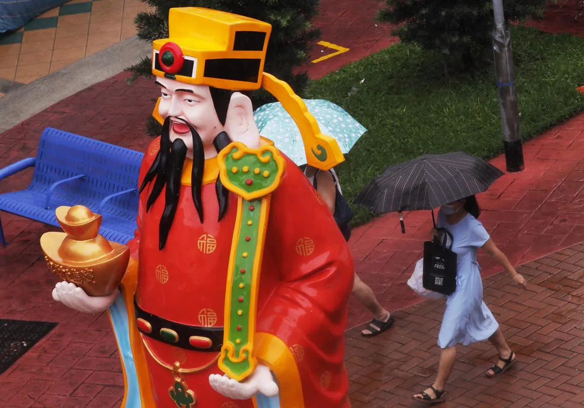 兔年伊始，新加坡就下了好几天的雨，气象局预测阴雨天气会持续好几天。（海峡时报）